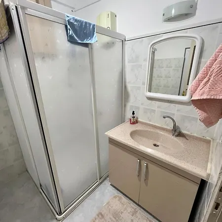 Nisa 1 * 费特希耶